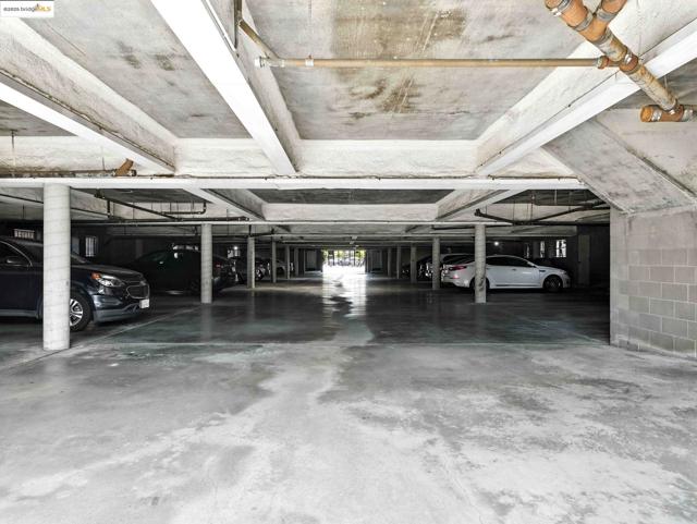 2106 Otis Dr, Alameda CA: https://media.crmls.org/mediaz/c04c3790-d92a-423b-935f-4fb5073d81c5.jpg