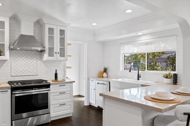 1250 Hauser Boulevard, Los Angeles CA: https://media.crmls.org/mediaz/c04caa70-9be9-44a1-8a61-f7d81682efc6.jpg