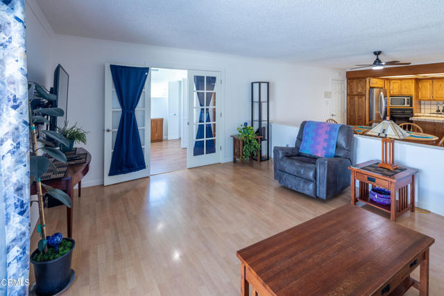 Detail Gallery Image 10 of 27 For 2326 Gloryette Ave, Simi Valley,  CA 93063 - 3 Beds | 2 Baths