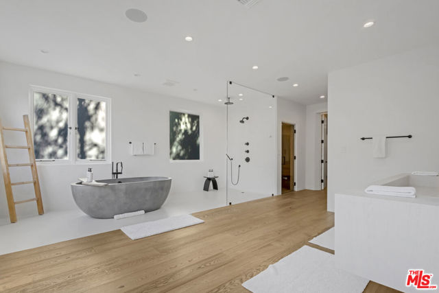 Drew Fenton | 27405 Pacific Coast Highway Malibu CA | MLS: 7483511