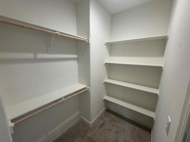 116 Bundeson Circle, Hollister CA: https://media.crmls.org/mediaz/c04f1409-4c01-4eef-bda3-59cd99027419.jpg