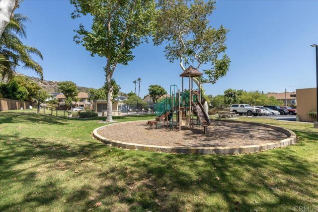 10214 Michala Place, Santee CA: https://media.crmls.org/mediaz/c04f3812-be29-4f85-9767-323306117213.jpg