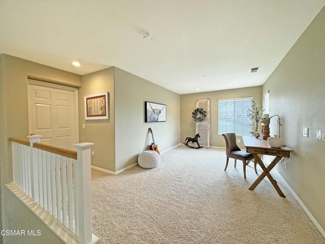4950 Via Aurora, Newbury Park CA: https://media.crmls.org/mediaz/c04fd813-2e8d-4c0e-9c47-2ce1dc71eeb3.jpg