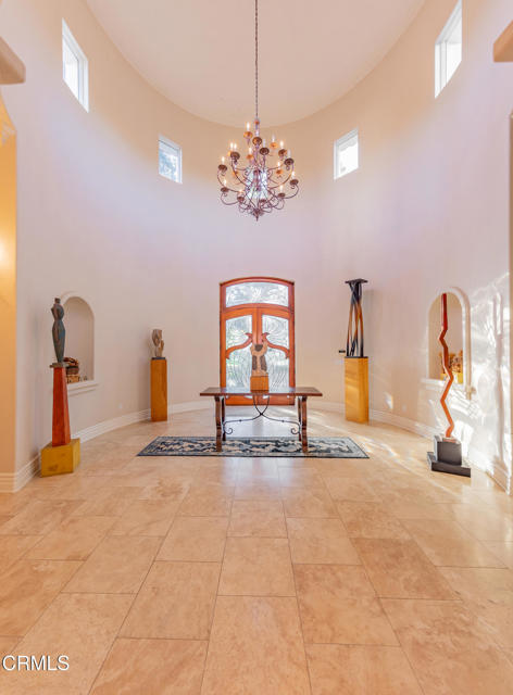 861 Oak Grove Court, Ojai CA: https://media.crmls.org/mediaz/c0505533-3f03-4c0e-872c-212d93af447f.jpg