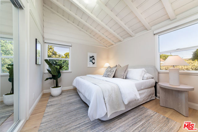 2722 Granville Avenue, Los Angeles CA: https://media.crmls.org/mediaz/c0509b6e-c847-41f9-98d6-3f2761da438a.jpg