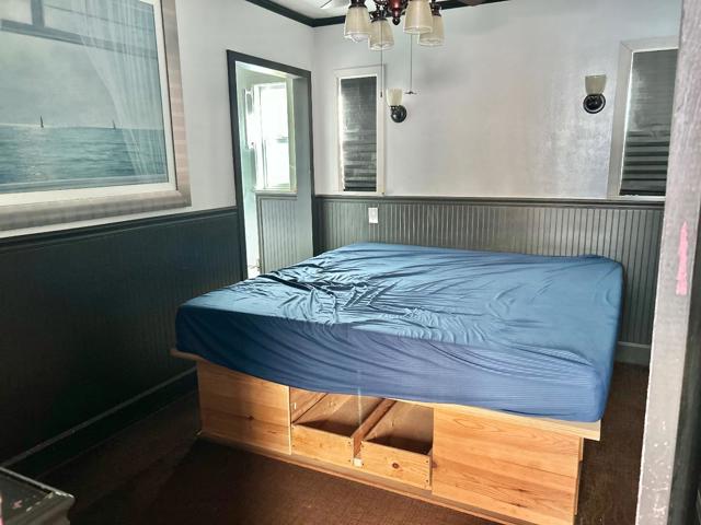 2160 Pacheco Pass Highway, Gilroy CA: https://media.crmls.org/mediaz/c050b4b0-b467-4ff4-a447-a653907eb618.jpg