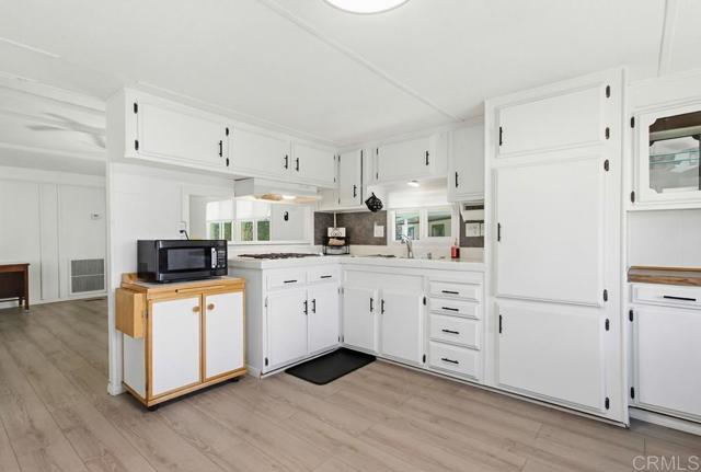 Detail Gallery Image 16 of 39 For 1120 E Mission Rd #SPACE 44,  Fallbrook,  CA 92028 - 1 Beds | 1 Baths