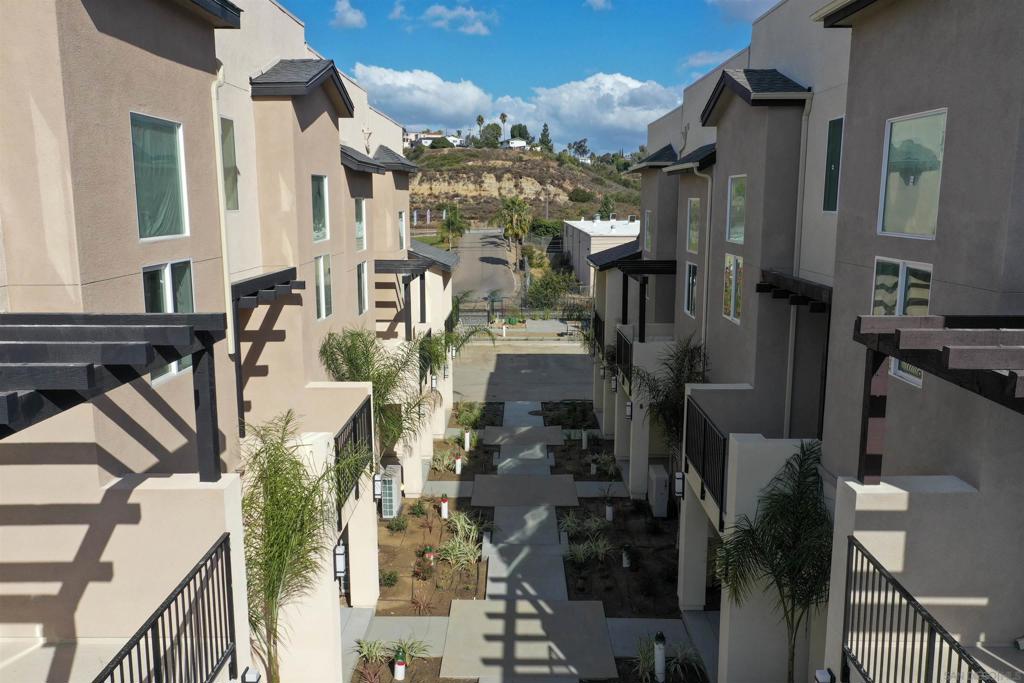 454 Creekside Circle