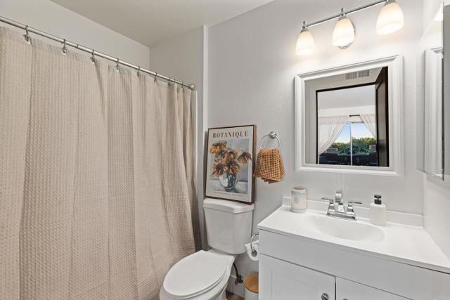 Detail Gallery Image 17 of 31 For 3992 60th St #113,  San Diego,  CA 92115 - 3 Beds | 2/1 Baths