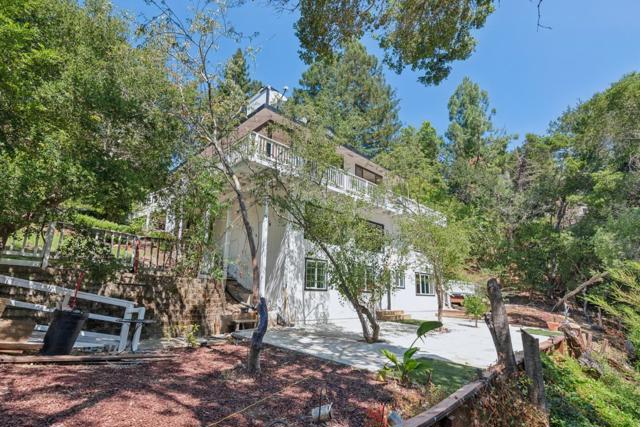 26 Ardor Drive, Orinda CA: https://media.crmls.org/mediaz/c053b309-4db0-4d73-846d-0c69c1bf0491.jpg