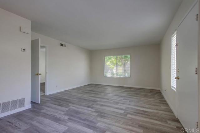 Photo #6: PTP2301556 Listing 