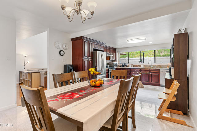 742 S Garfield Avenue, Monterey Park CA: https://media.crmls.org/mediaz/c05487e1-f5de-4f2d-8249-ec185599e75f.jpg