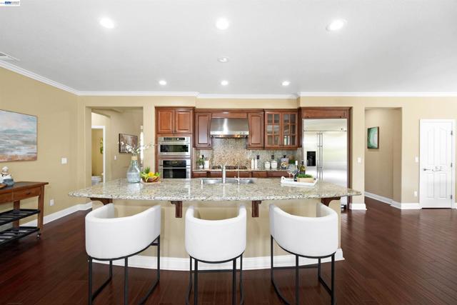 Image 26 of 56 For 7800 Kennard Ln