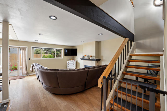 468 Rockman Way, Port Hueneme CA: https://media.crmls.org/mediaz/c0560781-98bb-4e41-aaf0-8fdd282c8f1f.jpg