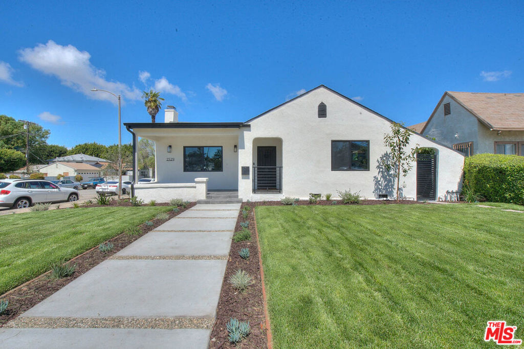 2529 W 73rd Street