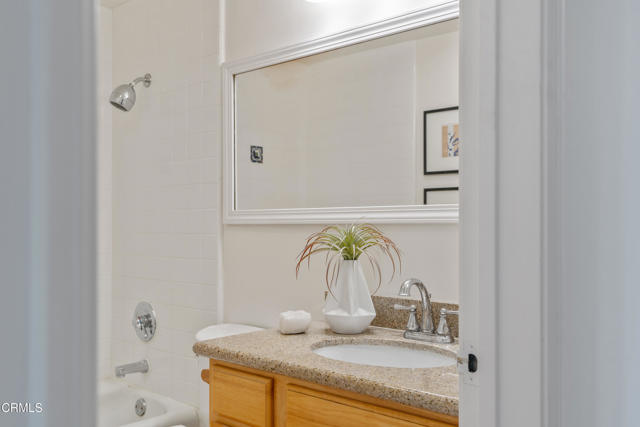 960 San Pasqual Street, Pasadena CA: https://media.crmls.org/mediaz/c0578534-6537-4707-b79f-94d7f64d1b6d.jpg