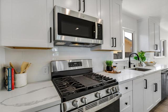 1104 Fassler Avenue, Pacifica CA: https://media.crmls.org/mediaz/c057cd7a-6295-4729-bff3-34303c73cea0.jpg