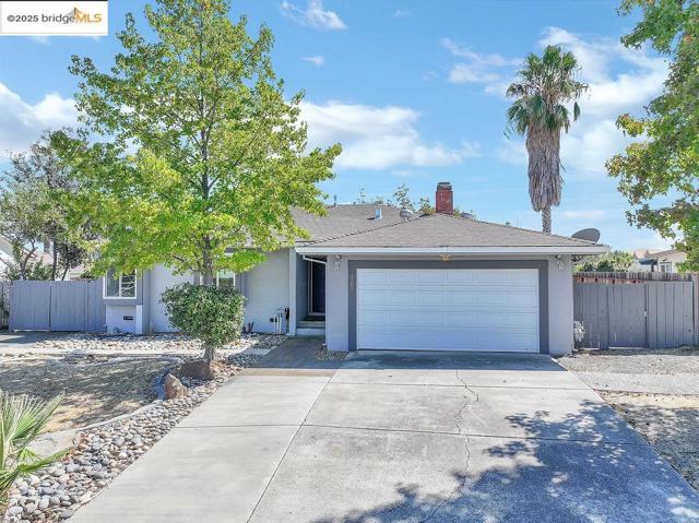 1205 Putnam Street, Antioch CA: https://media.crmls.org/mediaz/c058c625-5da4-4b12-9c13-8a0613d2c638.jpg