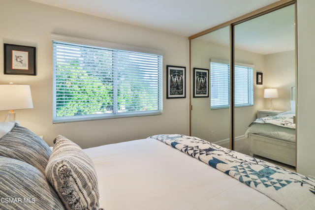 2328 Otono Circle, Thousand Oaks CA: https://media.crmls.org/mediaz/c05bcf3e-22f2-4b96-81d4-c4177b9a74b8.jpg