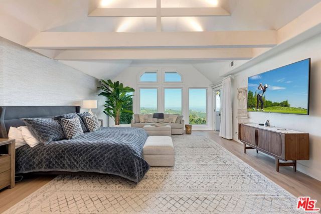 2322 Canyonback Road, Los Angeles CA: https://media.crmls.org/mediaz/c05be36d-9677-404f-a213-bfca26c34b9f.jpg