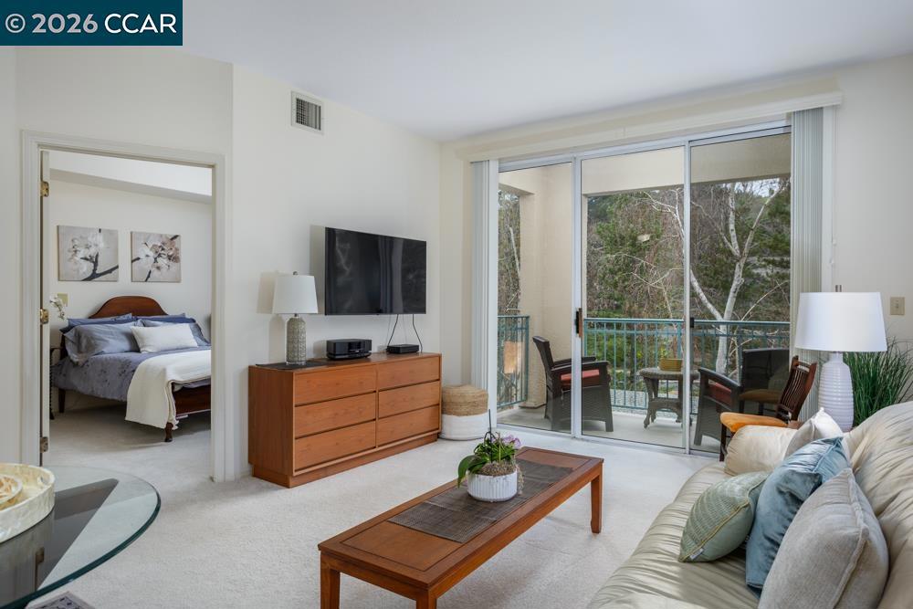 1860 Tice Creek Dr #1348