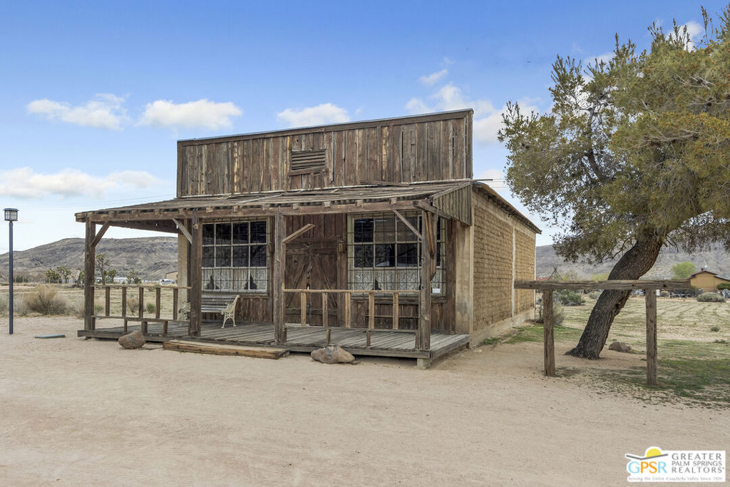 MLS #25519181PS image #1