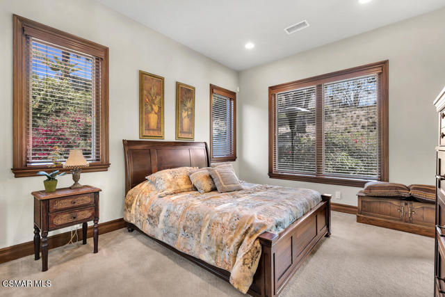 1826 Crystal View Circle, Newbury Park CA: https://media.crmls.org/mediaz/c05d18b3-62af-4a0d-9460-0f8be7f0442a.jpg