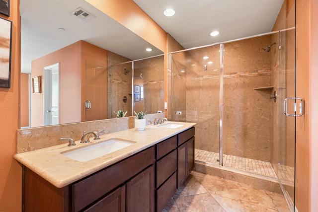 Image 34 of 45 For 52130 Desert Spoon Court