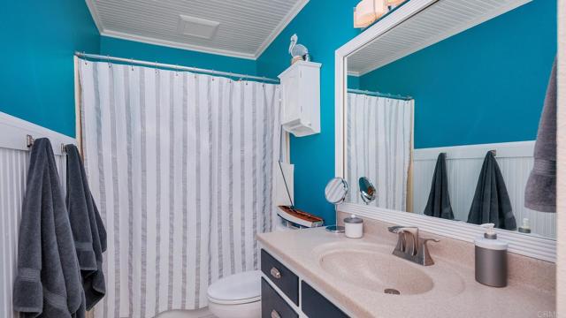 Image 25 of 41 For 1527 Calavo Drive