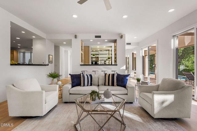 Detail Gallery Image 14 of 72 For 1265 Chateau Rd, Pasadena,  CA 91105 - 5 Beds | 5/2 Baths