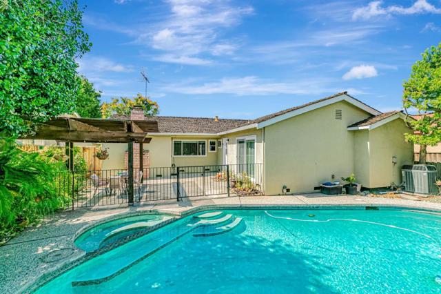 3072 Chippenham Drive, San Jose CA: https://media.crmls.org/mediaz/c05dfa5c-c90b-4825-a710-fbeb6086c4f9.jpg