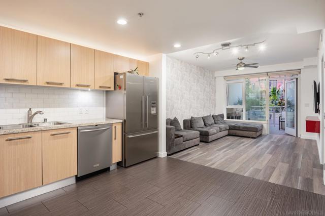 1431 Pacific Hwy, San Diego CA: https://media.crmls.org/mediaz/c05f6c26-b59b-484c-8f42-5b8fd73e6983.jpg