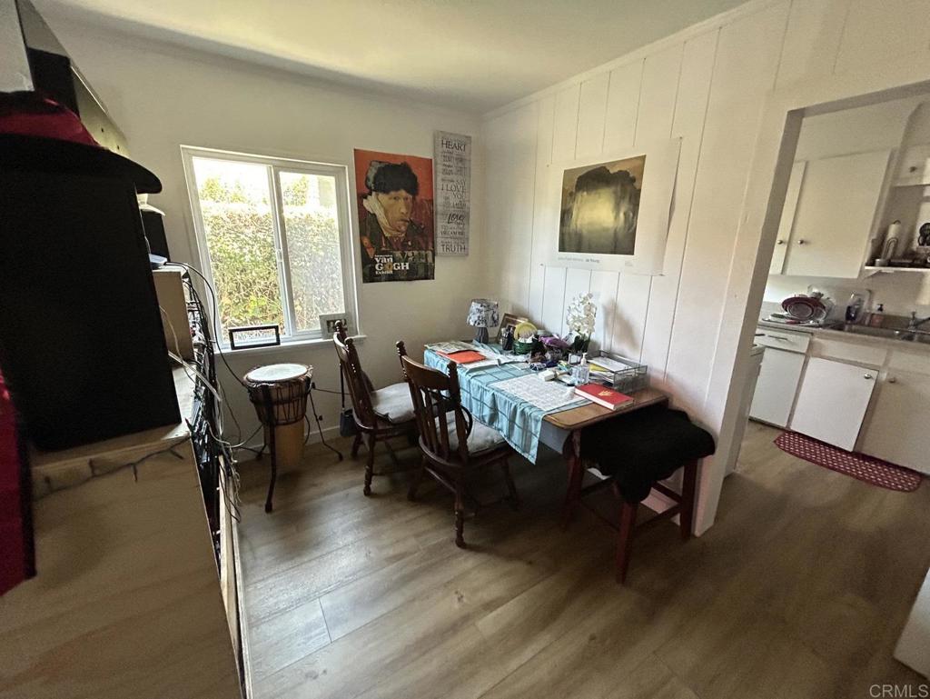 3851 42nd Street - photo 4