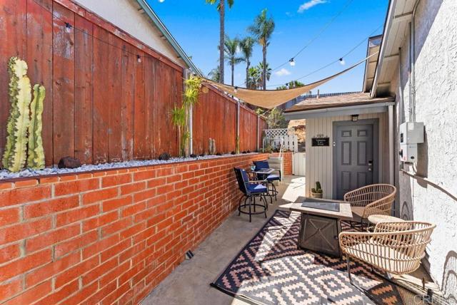 Detail Gallery Image 3 of 10 For 1233 Titan Ct, Escondido,  CA 92026 - 1 Beds | 1 Baths