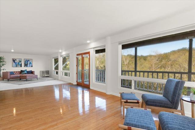 304 Harbor Drive, Santa Cruz CA: https://media.crmls.org/mediaz/c06302e0-412f-4b05-b9f5-f20c064de11d.jpg