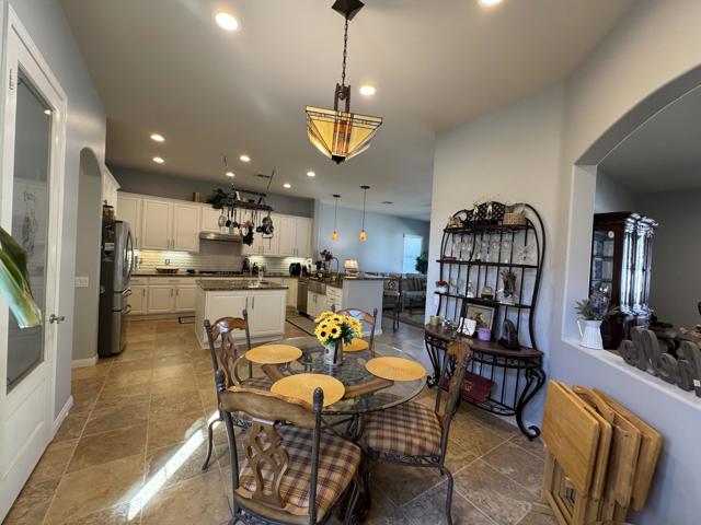 80372 Camino San Lucas, Indio CA: https://media.crmls.org/mediaz/c06307bc-5982-415b-bef6-db9229d1a850.jpg