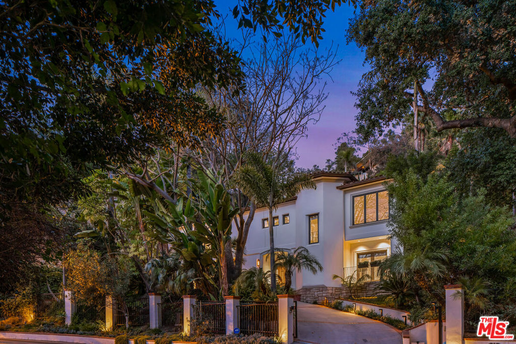 2630 Nichols Canyon Road, Los Angeles, CA 90046