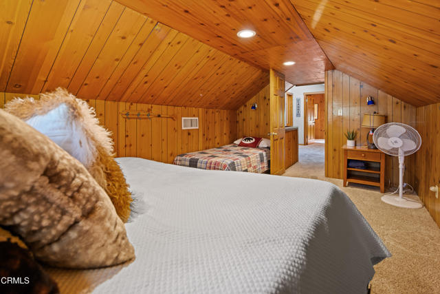 54186 Road 432, Bass Lake CA: https://media.crmls.org/mediaz/c06454a2-4903-4db7-a4a3-a4f28e1f4135.jpg