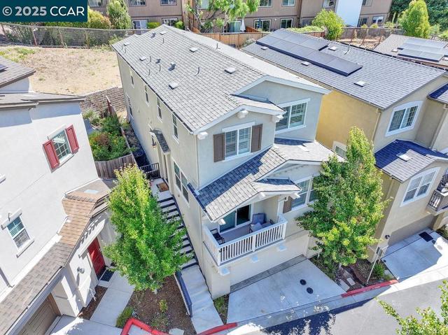 476 Colina Way, El Sobrante CA: https://media.crmls.org/mediaz/c0647cd2-1841-4059-a19a-427d39039737.jpg