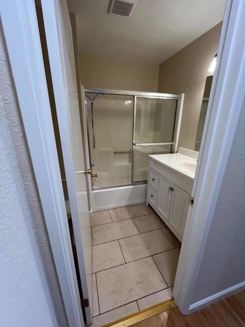 1037 Evans Court, Hayward CA: https://media.crmls.org/mediaz/c066e00e-281b-43e6-9995-c62f30a6410e.jpg