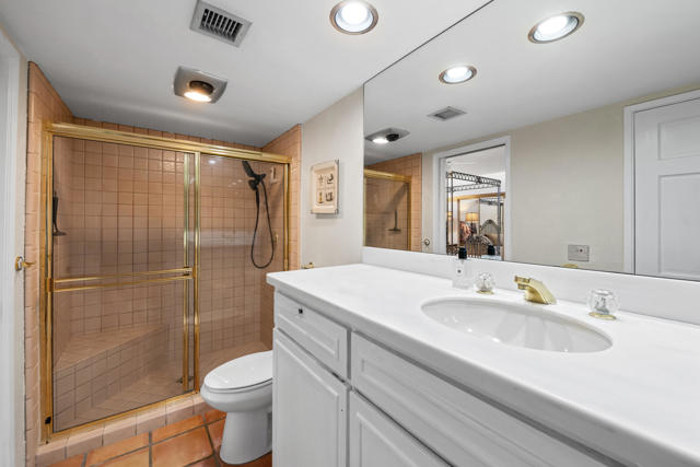 73438 Foxtail Lane, Palm Desert CA: https://media.crmls.org/mediaz/c0671c12-fc48-4f70-82f4-694d4a6de2c3.jpg
