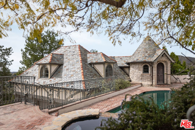 Drew Fenton | 1041 Somera Road Los Angeles CA | MLS: 7410994 Drew Fenton | 1041 Somera Road Los Angeles CA | MLS: 7410994