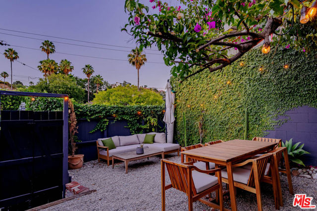 2251 N Cahuenga Boulevard, Los Angeles CA: https://media.crmls.org/mediaz/c067dbca-8063-4495-94e4-467c472819ad.jpg