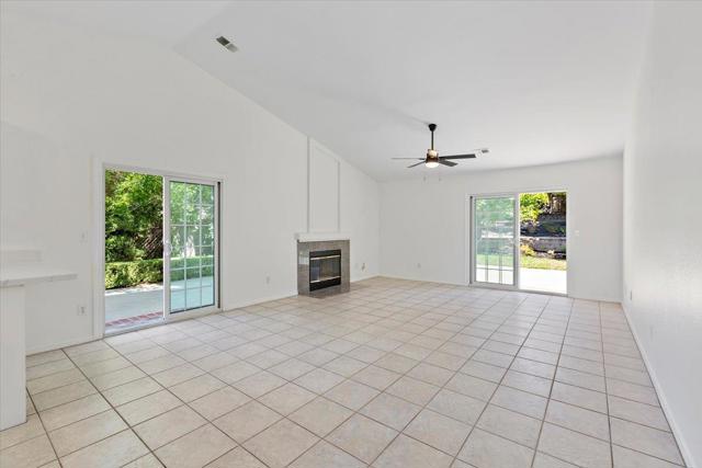 2181 Osborne Circle, Hollister CA: https://media.crmls.org/mediaz/c067dd1c-c187-4354-b0fa-76785d7e3a5a.jpg