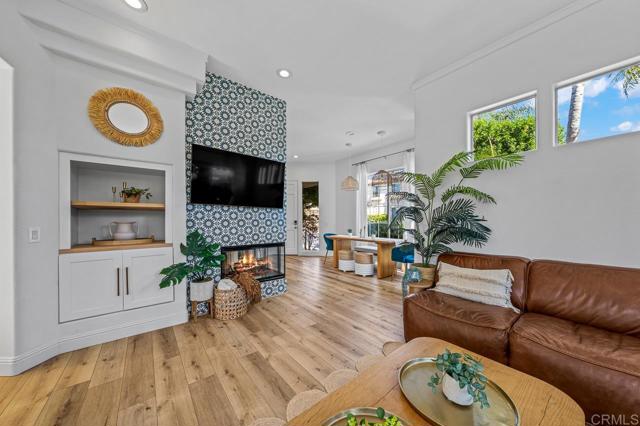 Detail Gallery Image 13 of 55 For 7161 Tanager Drive, Carlsbad,  CA 92011 - 3 Beds | 2/1 Baths