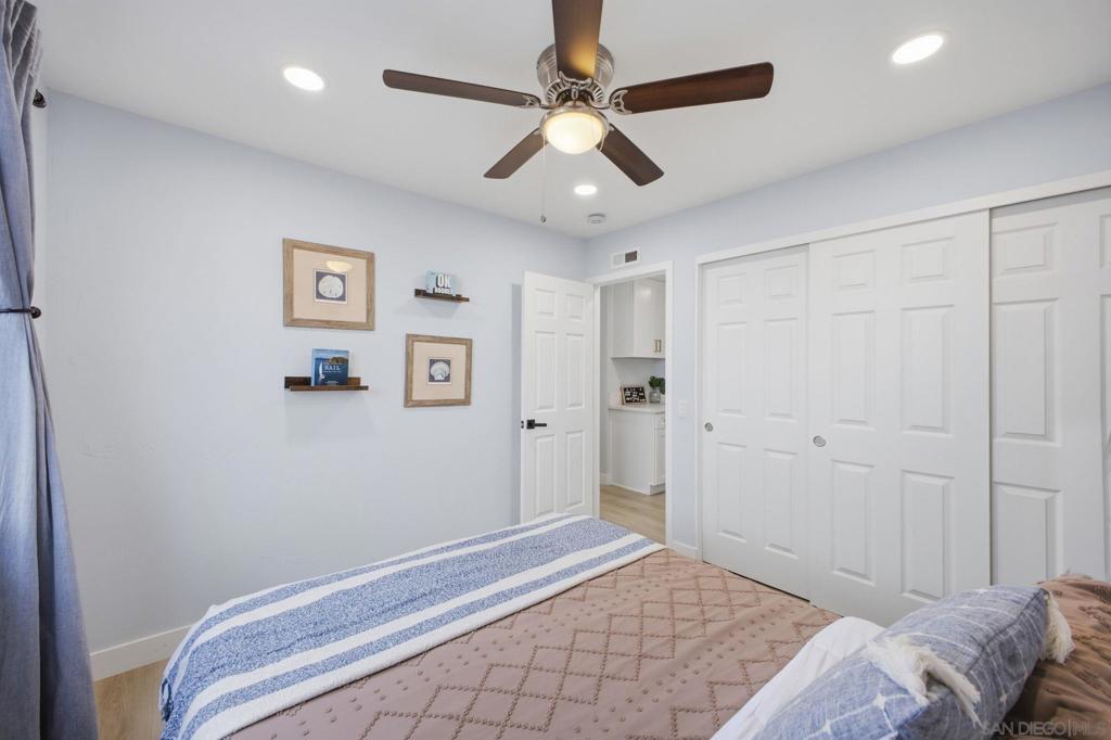 11131 Tyrolean Way - photo 20