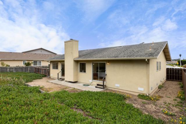3097 Messinger Drive, Marina CA: https://media.crmls.org/mediaz/c06d201f-0111-4b43-8abc-38ecf9169ac6.jpg