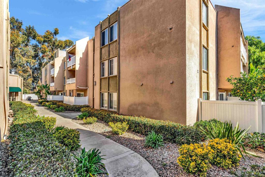 3030 Suncrest Dr - photo 18