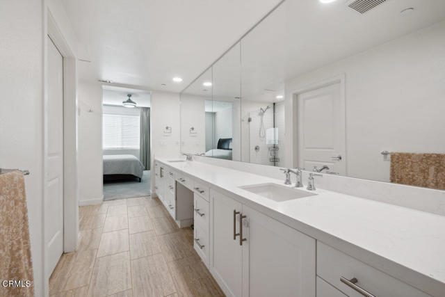 Detail Gallery Image 17 of 28 For 2800 Wagon Wheel Rd #304,  Oxnard,  CA 93036 - 3 Beds | 2/1 Baths