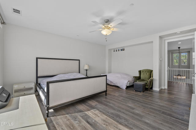 2012 Keltic Lodge Drive, Oxnard CA: https://media.crmls.org/mediaz/c06e5564-bea2-4e86-a886-4374b6540755.jpg